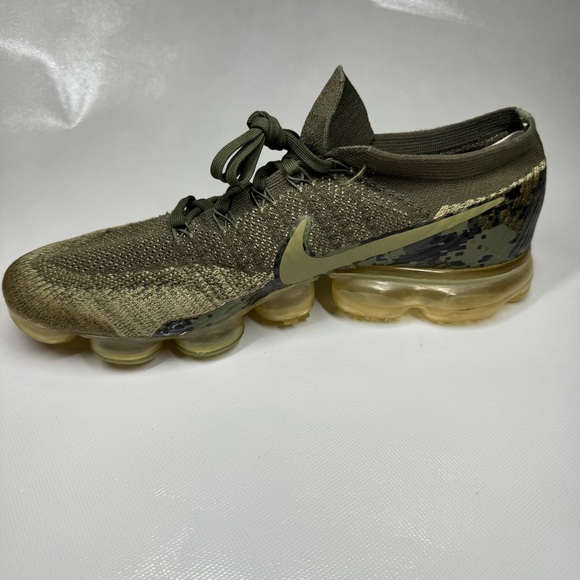Nike AH8447-201 Air VaporMax Flyknit Olive Green Sneakers Men's Size 11.5 - Picture 8 of 16